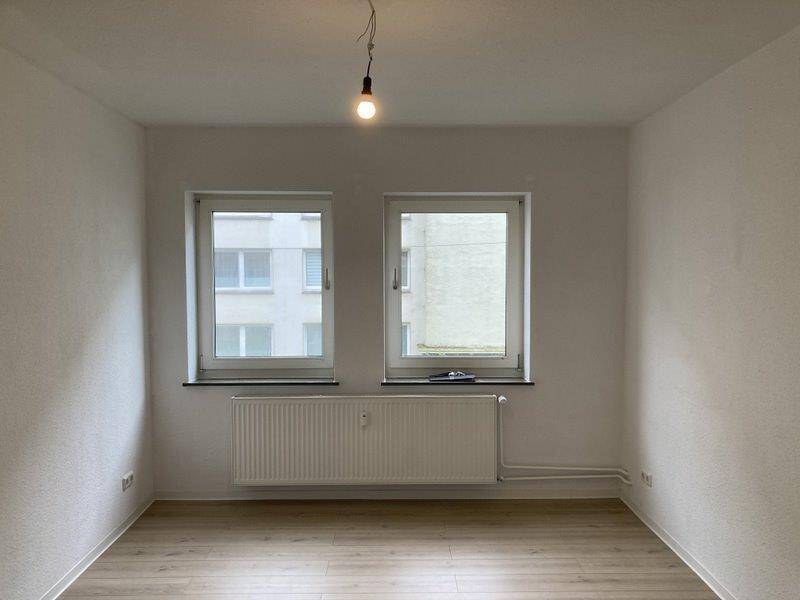 Charmante 2-Zimmer-Wohnung mit Tageslichtbad zum 01.09!