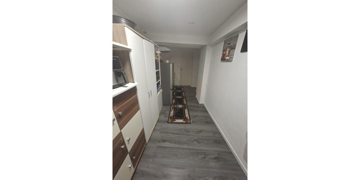 Etagenwohnung Sinsheim - 4 Zimmer, 110 m&sup2;, 1.000&euro; | Angebot:26681926