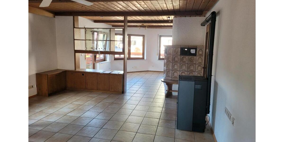 Etagenwohnung Bretzfeld - 3 Zimmer, 105 m&sup2;, 790&euro; | Angebot:25365007