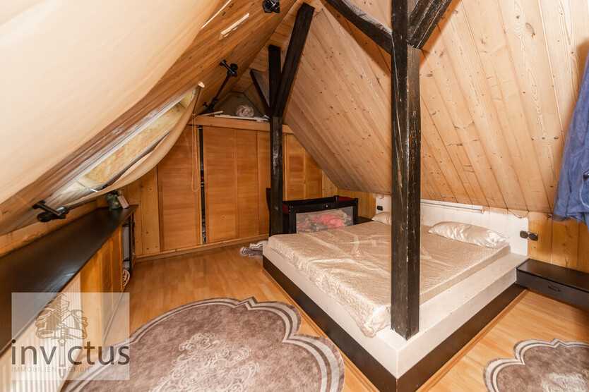 Solides Wohn- und Geschäftshaus mit zuverlässiger Rendite – ideale Kapitalanlage in Neckargartach. 3 zimmer