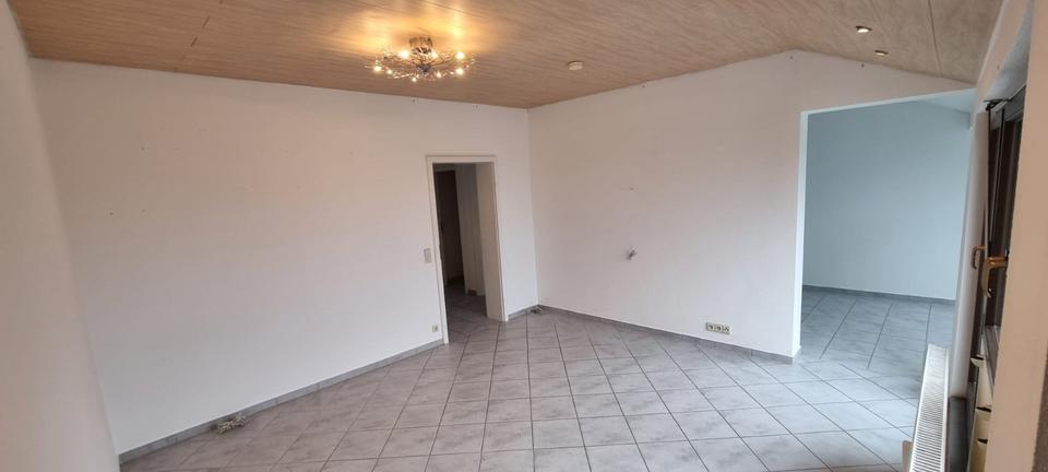 Dachgeschoßwohnung Neckarsulm - 3.5 Zimmer, 76 m&sup2;, 272.000&euro; | Angebot:21689034