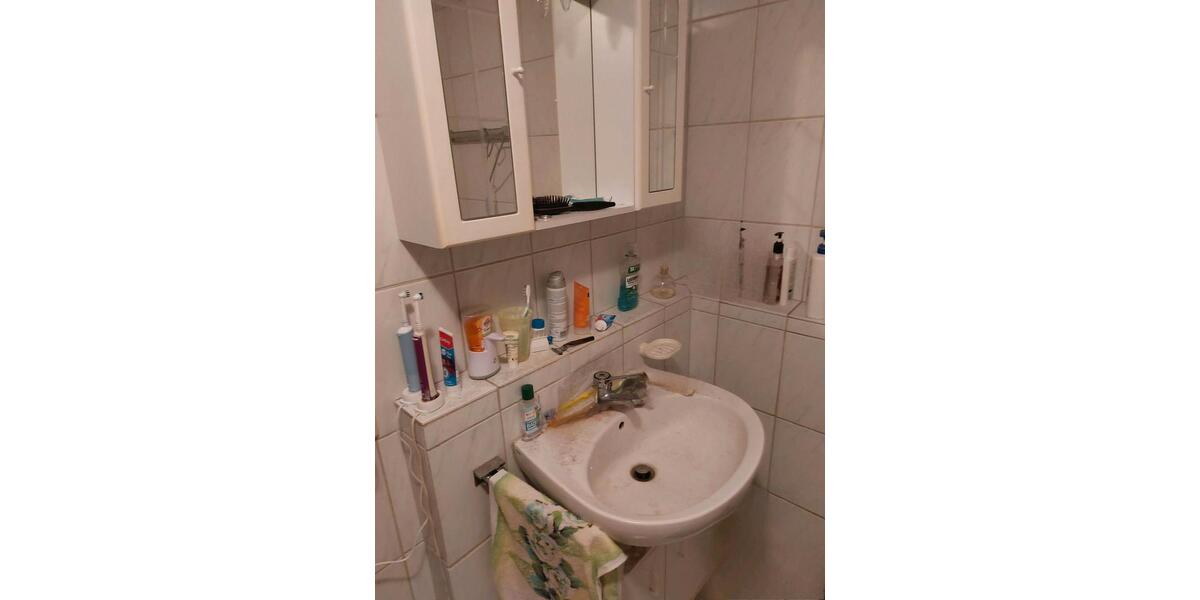 Etagenwohnung Öhringen - 2.5 Zimmer, 65 m&sup2;, 175.000&euro; | Angebot:24853878