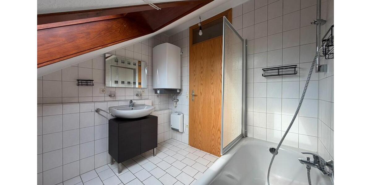 Dachgeschoßwohnung Gemmrigheim - 2 Zimmer, 60 m&sup2;, 179.000&euro; | Angebot:26643794