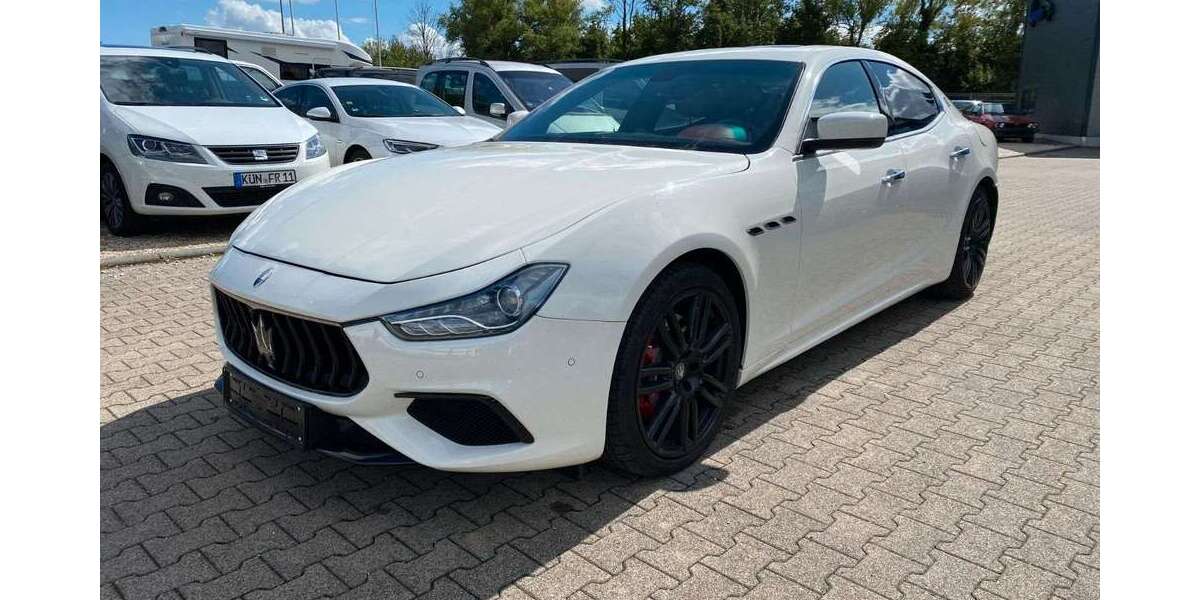 Maserati Ghibli 76.496 km 23.990 € Neuenstein 74632