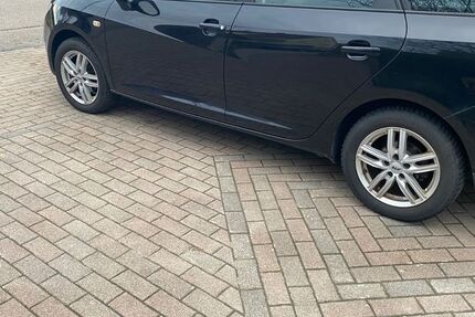 Seat Ibiza 127.038 km 4.700 &euro; Bretzfeld 74626