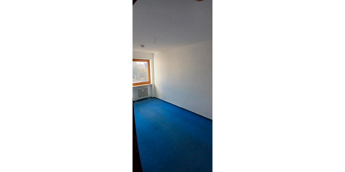 Etagenwohnung Backnang - 4.5 Zimmer, 108 m&sup2;, 1.400&euro; | Angebot:26637767