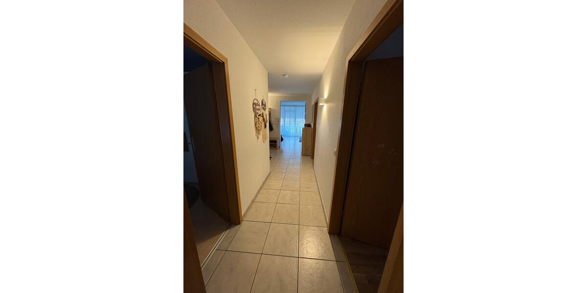 KAPITALANLAGE-provisionsfrei-sofortige Mieteinnahme-4,5 Zi Whg. 4.5 zimmer