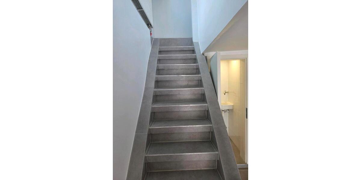 Einfamilienhaus Freiberg am Neckar - 5 Zimmer, 132 m&sup2;, 275.000&euro; | Angebot:26825966
