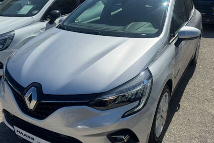 Renault Clio 93.000 km 11.900 &euro; Ludwigsburg 71636