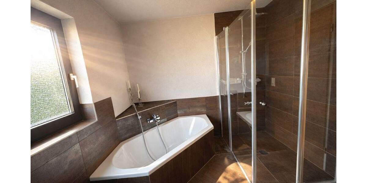 Einfamilienhaus Sinsheim / Hasselbach Hasselbach - 7 Zimmer, 266 m&sup2;, 479.000&euro; | Angebot:25360758