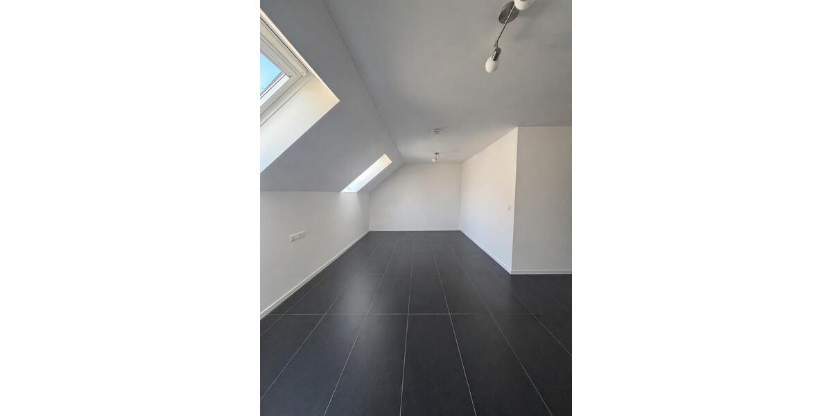 Maisonettenwohnung Heilbronn Frankenbach - 4.5 Zimmer, 140 m&sup2;, 1.550&euro; | Angebot:26661465