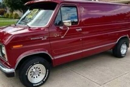 Ford Econoline 64.000 km 34.500 &euro; Pleidelsheim 74385