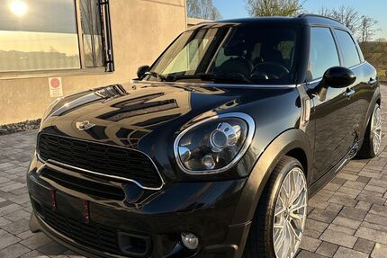 Mini John Cooper Works 126.233 km 10.900 &euro; Backnang 71522