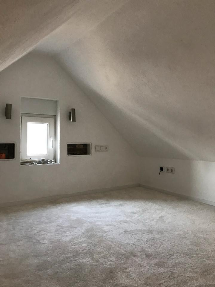 Haus statt Wohnung mit Einbauküche, Kamin, Klimaanlage Smart-Home