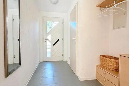 Wohnung Kirchheim am Neckar - 4 Zimmer, 76 m&sup2;, 990&euro; | Angebot:26341195