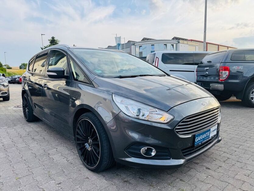 S-Max