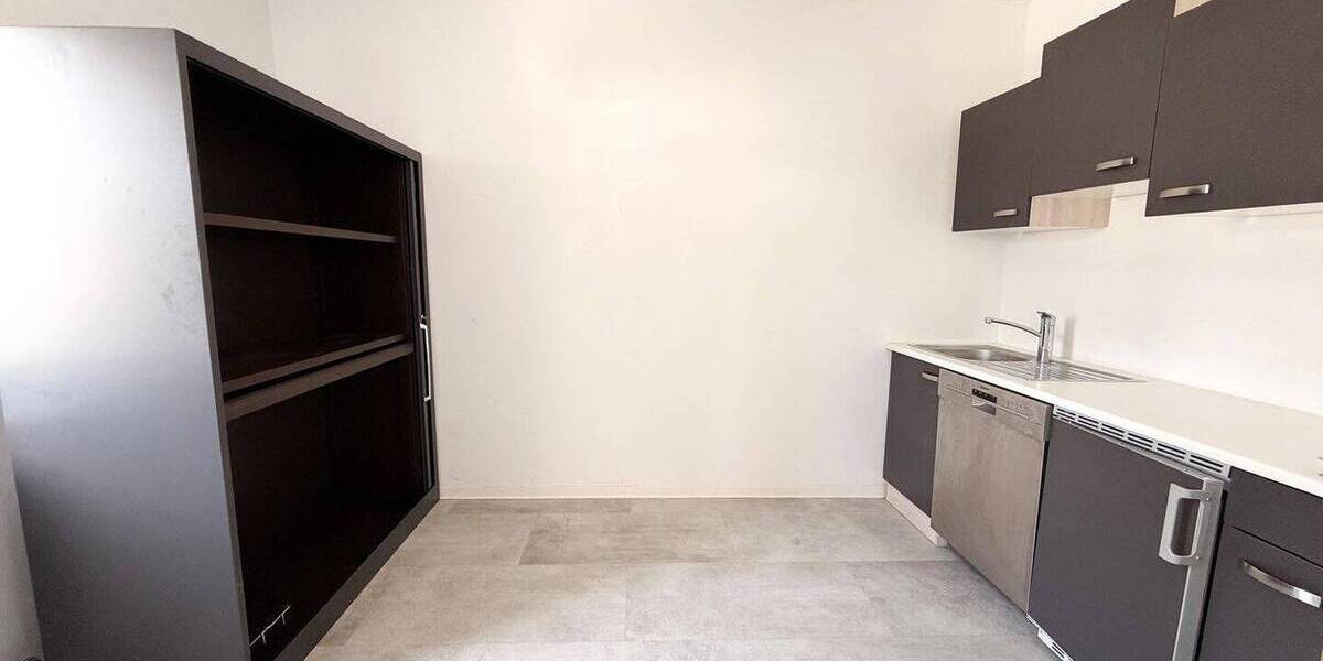 Etagenwohnung Ludwigsburg Mitte - 2 Zimmer, 73 m&sup2;, 850&euro; | Angebot:26697323