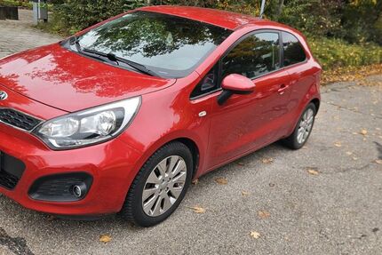 Kia Rio 189.000 km 3.200 € Obersulm 74182