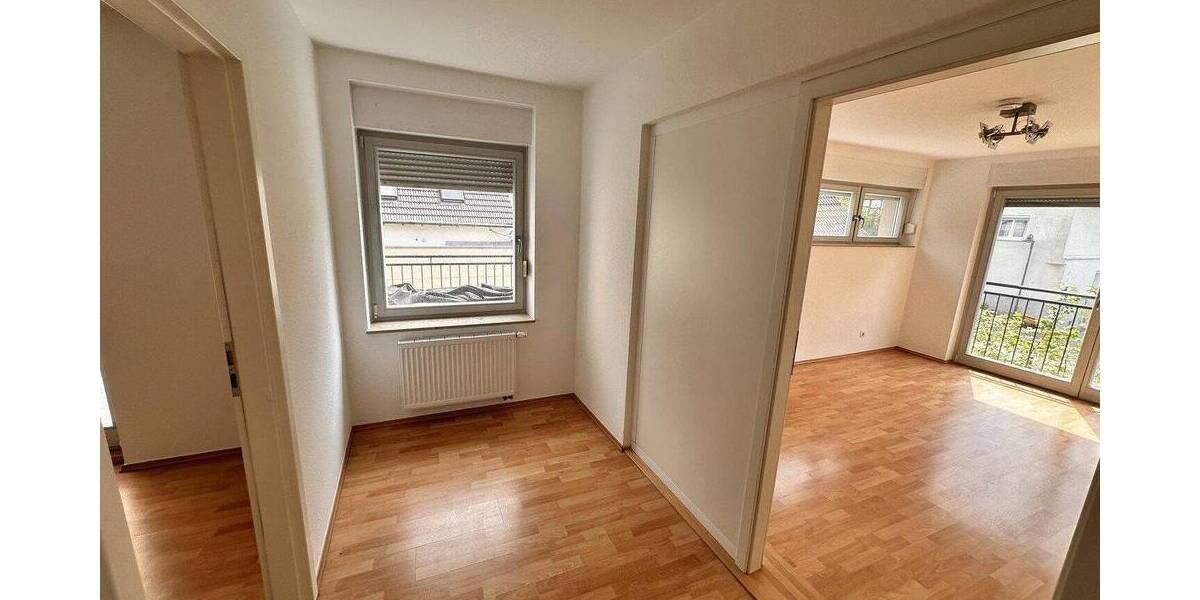 Etagenwohnung Sinsheim-Hilsbach Hilsbach - 3 Zimmer, 79 m&sup2;, 890&euro; | Angebot:26877216