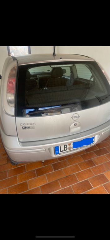 Opel Corsa 69.000 km 1.800 € Oberriexingen 71739
