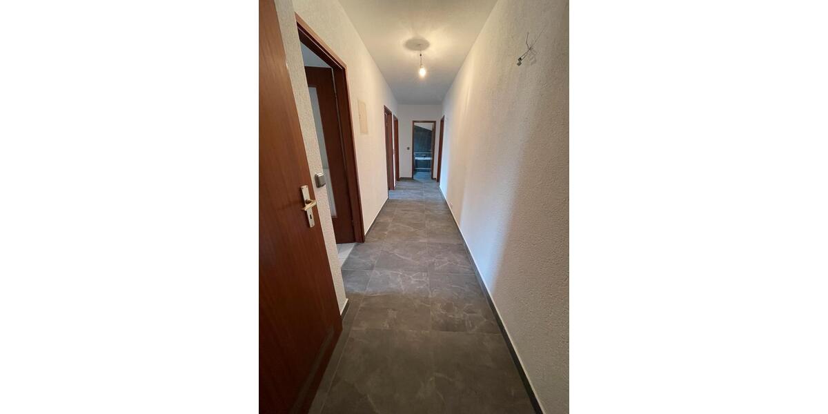 Etagenwohnung Tamm - 3 Zimmer, 80 m&sup2;, 1.445&euro; | Angebot:26331945