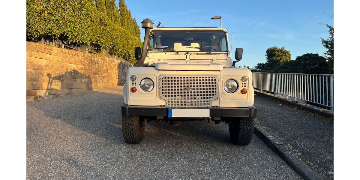 Land Rover Defender 186.000 km 27.000 &euro; Untereisesheim 74257