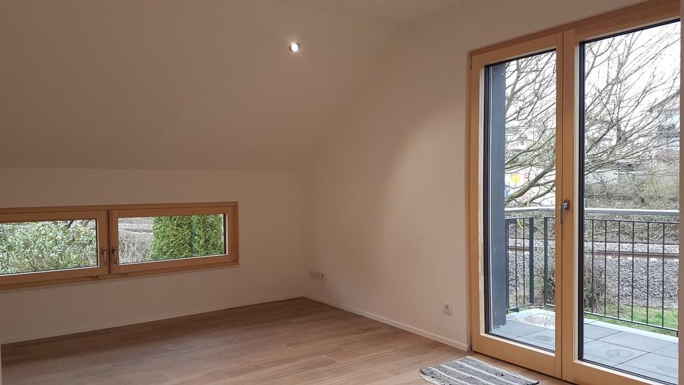 Doppelhaushälfte Bad Friedrichshall - 4.5 Zimmer, 140 m&sup2;, 1.585&euro; | Angebot:26616551