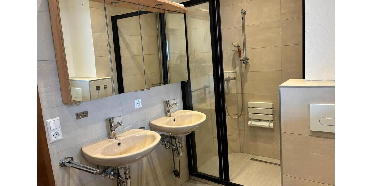 Reihenhaus Heilbronn Frankenbach - 6.5 Zimmer, 135 m&sup2;, 529.500&euro; | Angebot:24829758