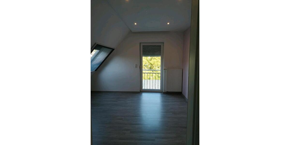 Einfamilienhaus Elztal - 6 Zimmer, 162 m&sup2;, 374.000&euro; | Angebot:26763000