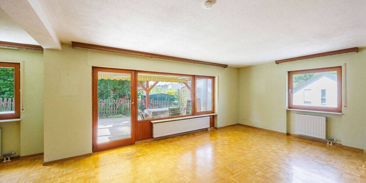 Mehrfamilienhaus, Wohnhaus Bietigheim-Bissingen Bietigheim - 7 Zimmer, 180 m&sup2;, 645.000&euro; | Angebot:26862327