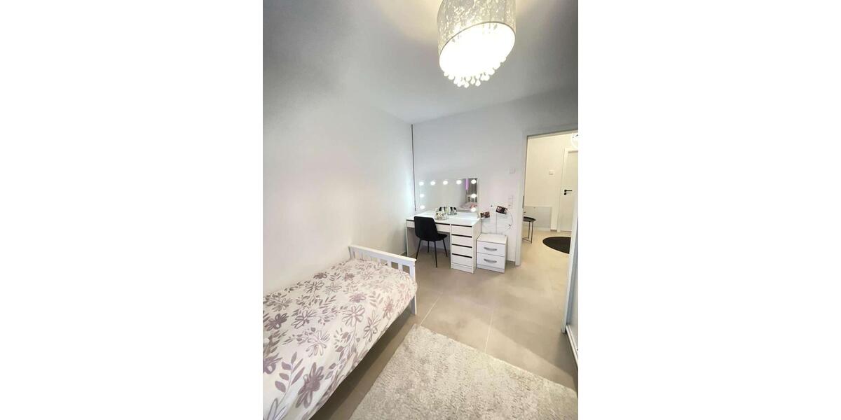 Doppelhaushälfte Kirchardt - 4.5 Zimmer, 130 m&sup2;, 1.650&euro; | Angebot:24715119