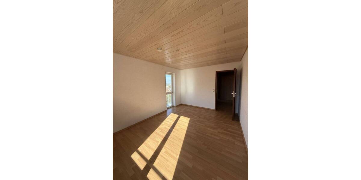Etagenwohnung Bad Friedrichshall Plattenwald - 3 Zimmer, 81 m&sup2;, 259.000&euro; | Angebot:26192030
