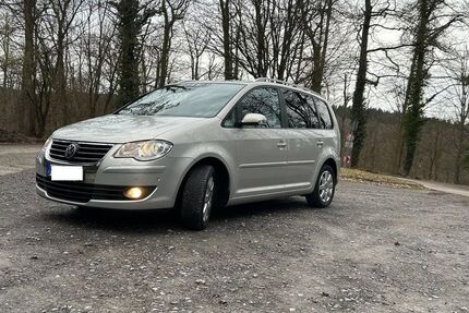 VW Touran 112.000 km 7.900 &euro; Gundelsheim 74831