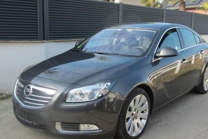 Opel Insignia 82.000 km 8.590 &euro; Öhringen-Cappel 74613