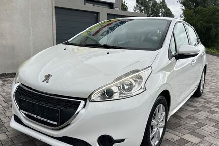 Peugeot 208 161.000 km 2.899 &euro; Backnang 71522