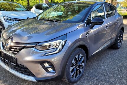 Renault Captur 8.500 km 27.600 &euro; Ludwigsburg 71636