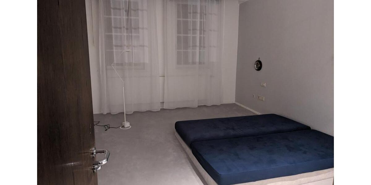 Etagenwohnung Öhringen - 3 Zimmer, 100 m&sup2;, 1.100&euro; | Angebot:26616860