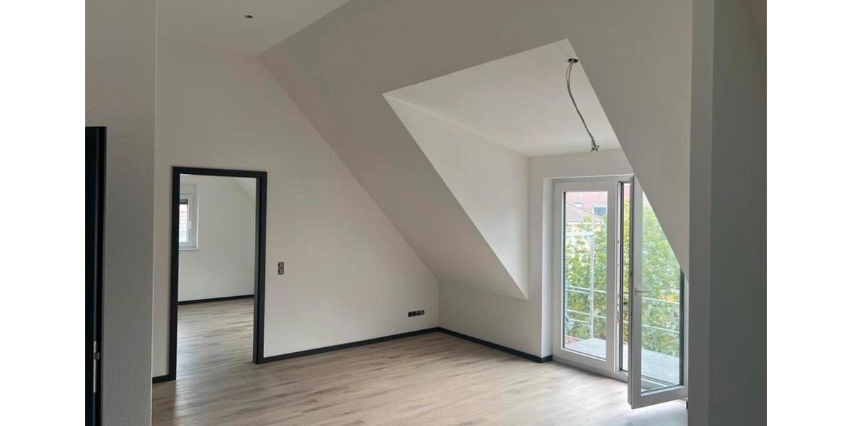 Dachgeschoßwohnung Sulzfeld - 3 Zimmer, 82 m&sup2;, 1.100&euro; | Angebot:26364846