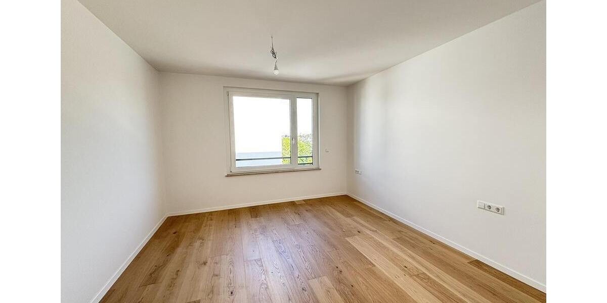 Exklusive 4 -Zimmer-Neubauwohnung inkl. EBK und Süd-Balkon 4 zimmer