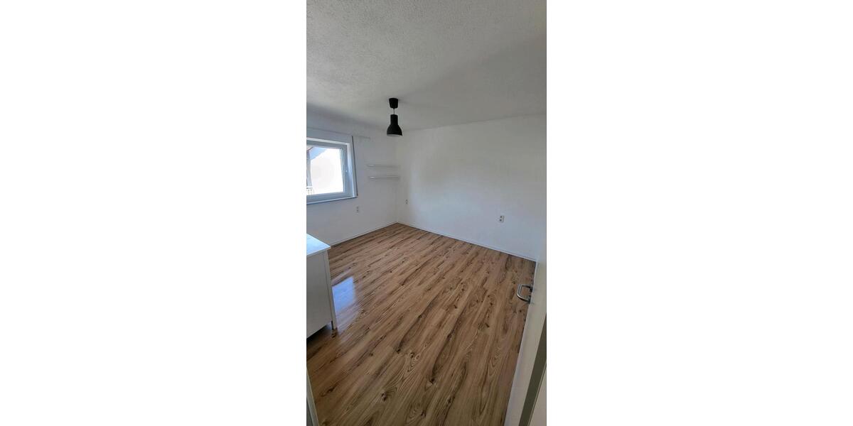 Etagenwohnung Ludwigsburg Pflugfelden - 2 Zimmer, 55 m&sup2;, 1.100&euro; | Angebot:26504434