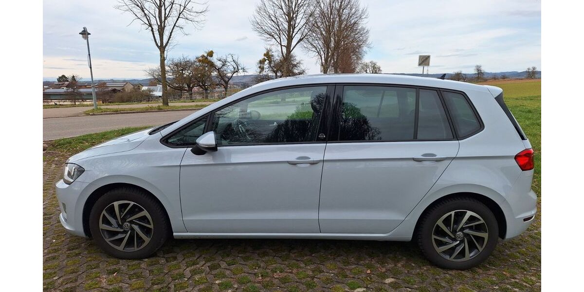VW Golf Sportsvan 86.000 km 15.000 &euro; Backnang 71522