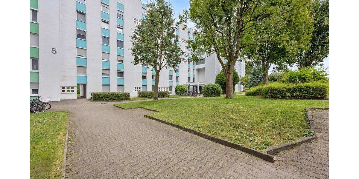 Etagenwohnung Ludwigsburg Eglosheim - 2 Zimmer, 64 m&sup2;, 219.000&euro; | Angebot:23979932