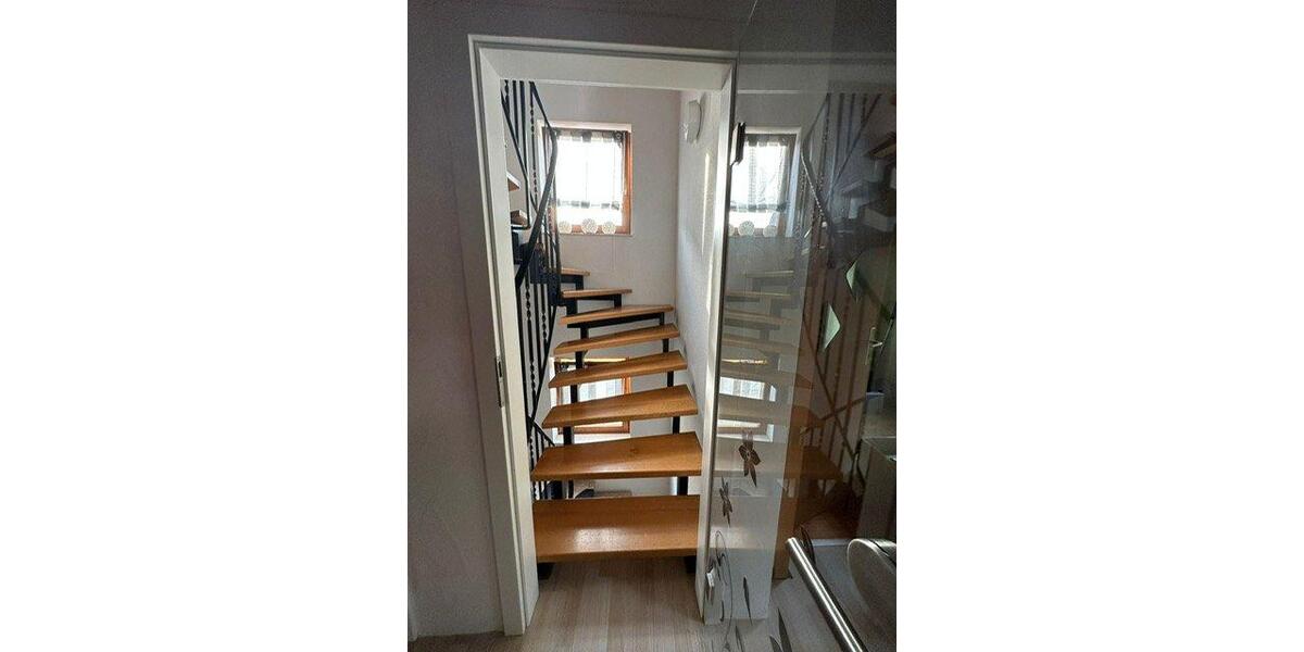 Einfamilienhaus Sulzbach an der Murr - 7 Zimmer, 160 m&sup2;, 1.350&euro; | Angebot:27643051