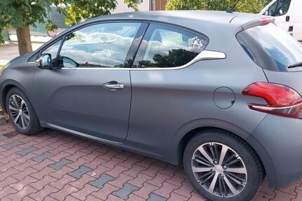 Peugeot 208 150.586 km 3.800 &euro; Heilbronn 74078