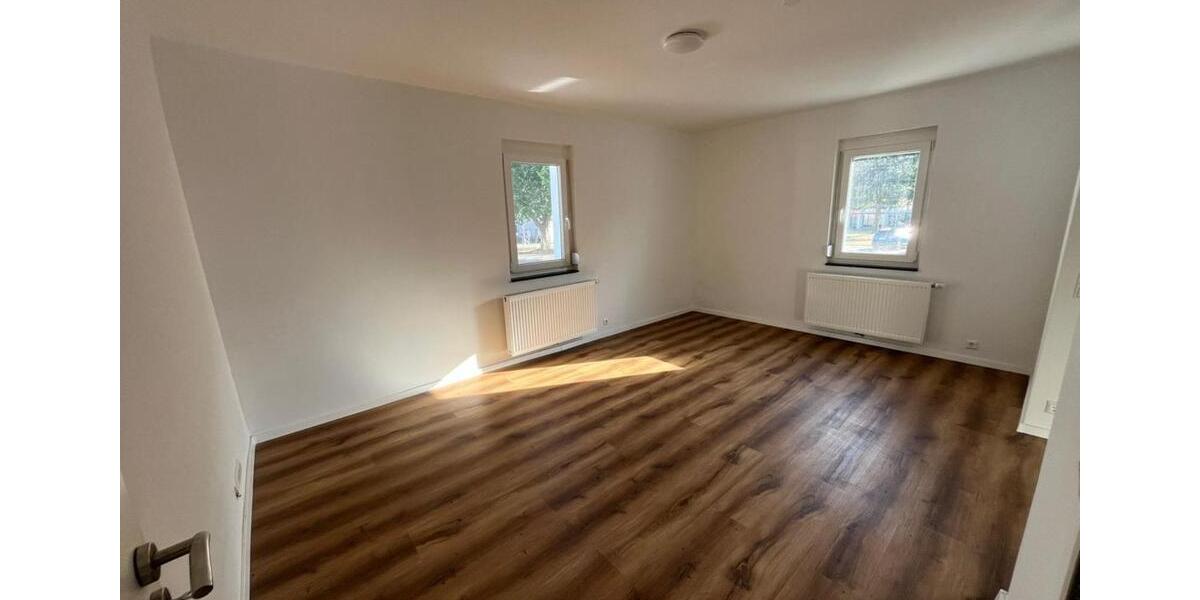 Einfamilienhaus Pfaffenhofen - 6 Zimmer, 200 m&sup2;, 1.750&euro; | Angebot:24700311