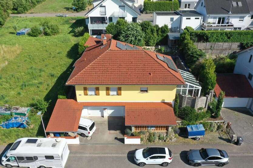 Haus zum Kaufen in Kraichtal OT Münzesheim 887.000 € 191 m²