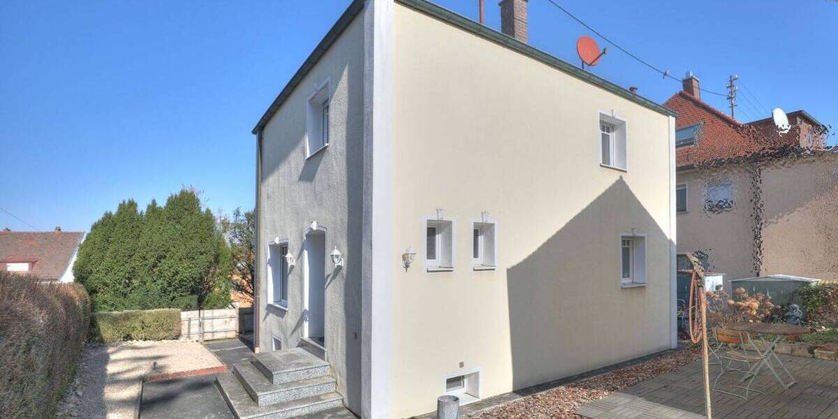 Einfamilienhaus Heilbronn Sontheim - 8 Zimmer, 156 m&sup2;, 745.000&euro; | Angebot:26139947