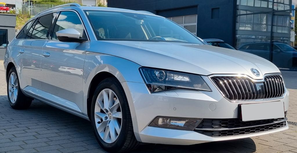 Skoda Superb 115.457 km 18.490 € Forchtenberg 74670