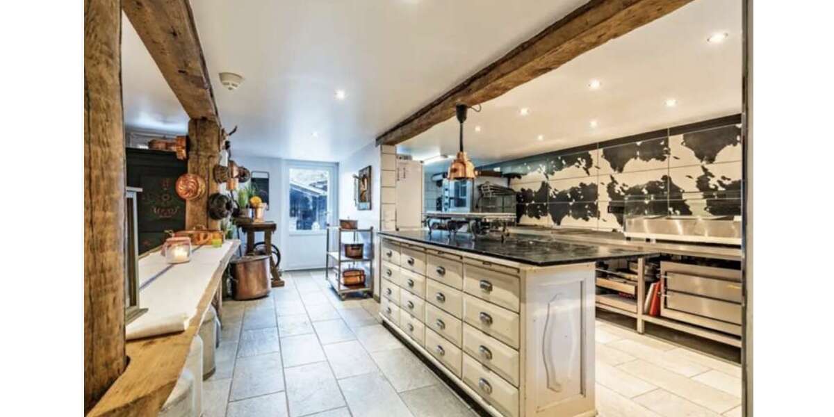 Haus zum Kaufen in Mosbach 699.000 € 380 m² 12 zimmer