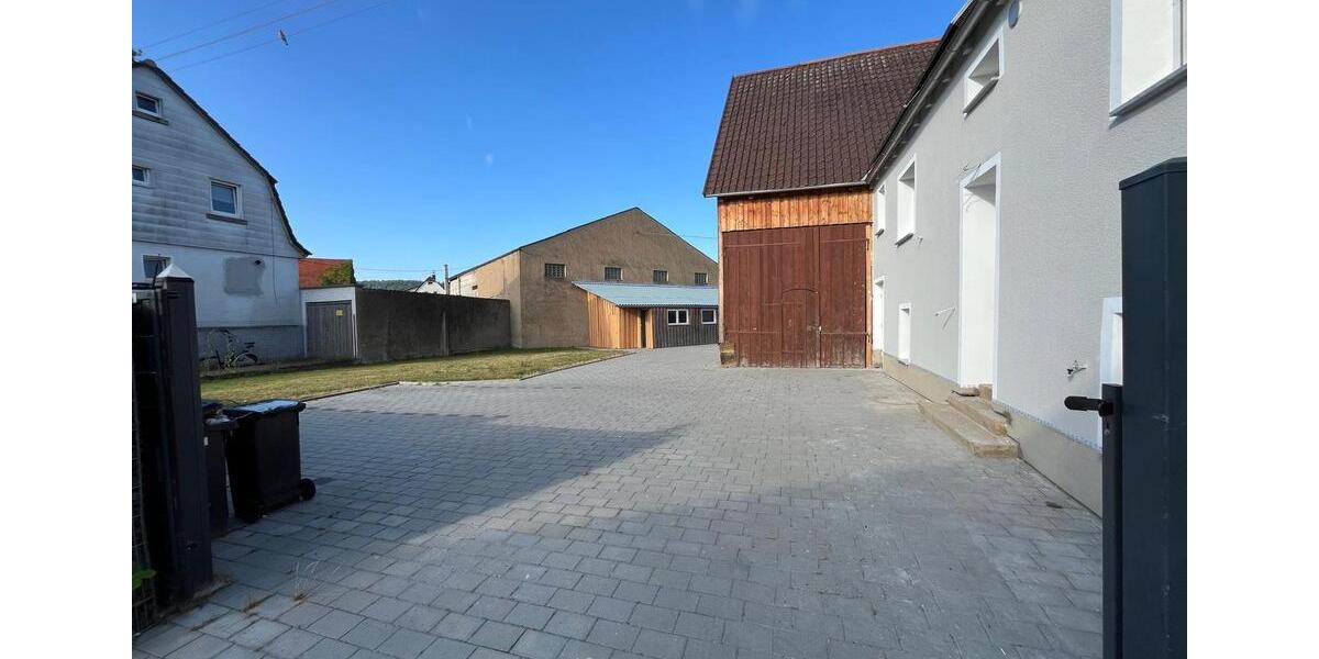 Einfamilienhaus Pfaffenhofen - 6 Zimmer, 200 m&sup2;, 1.750&euro; | Angebot:24700311